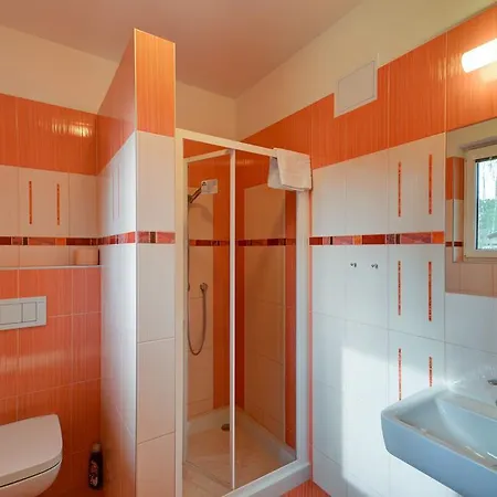 게스트하우스 Stribrnak Hradec Králové